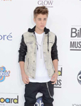 Justin Bieber^ЬbF(xin)2012 BillboardC(jing)Y