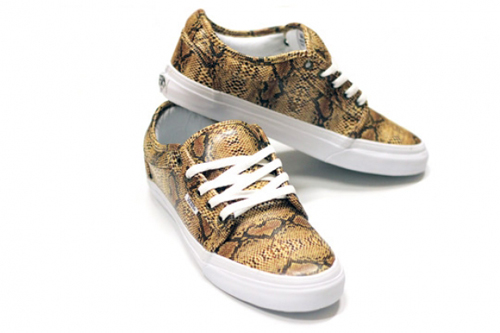 L(fng)飬In4mation x Vans RattlesChukka LowЬ