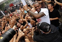 ЇMƫُIƷЇUI(y)յͿ˹˾ҲՈղķ˹(LeBron James)@ӵĴwǡ