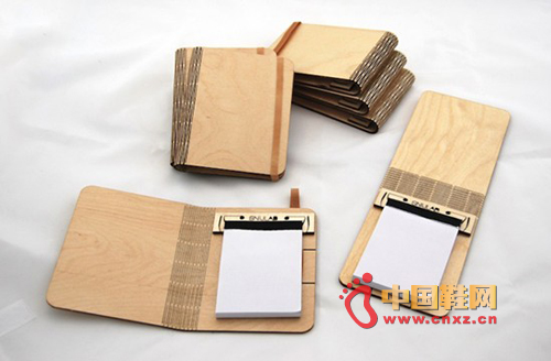 Snijlab Ƴ'WoodenNotebooks'