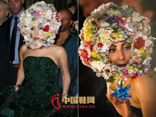 Lady Gaga^rʹPhilip Treacy